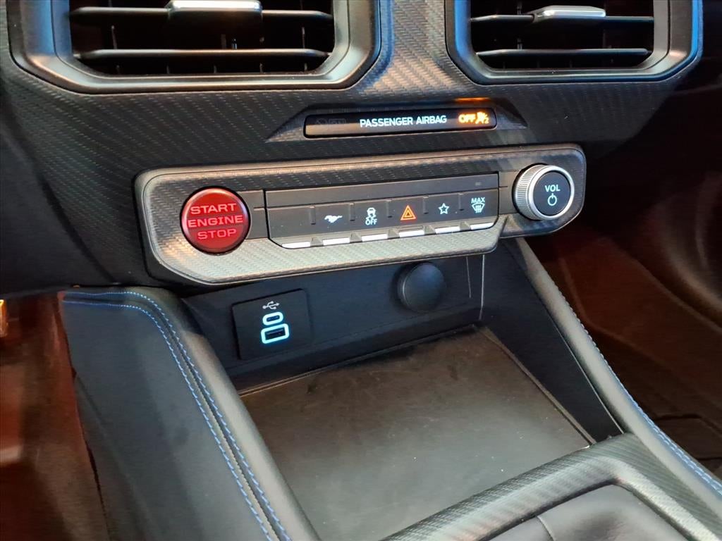 2025 Ford Mustang Dark Horse - Photo 13