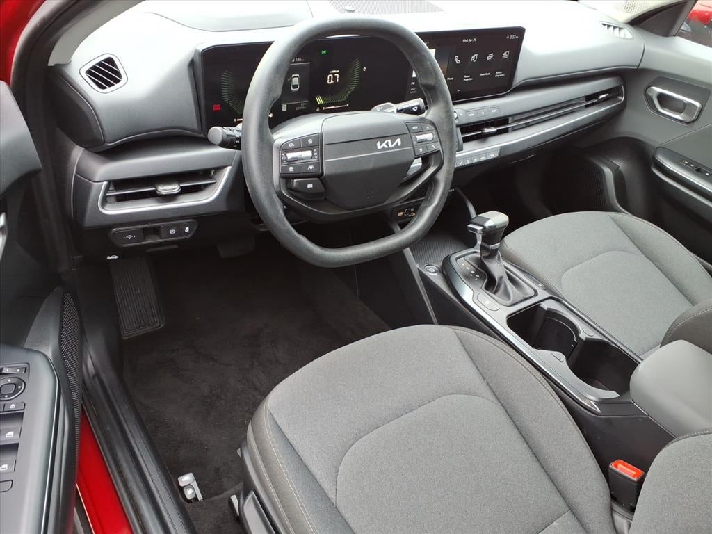 2025 Kia K4 Base