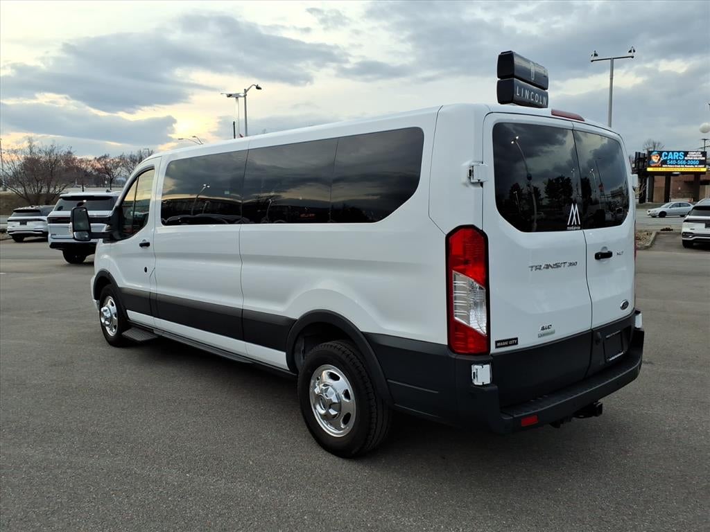 2021 Ford Transit Passenger Wagon XLT