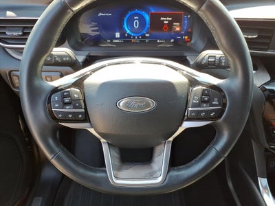 2023 Ford Explorer Platinum