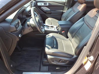 2023 Ford Explorer Platinum