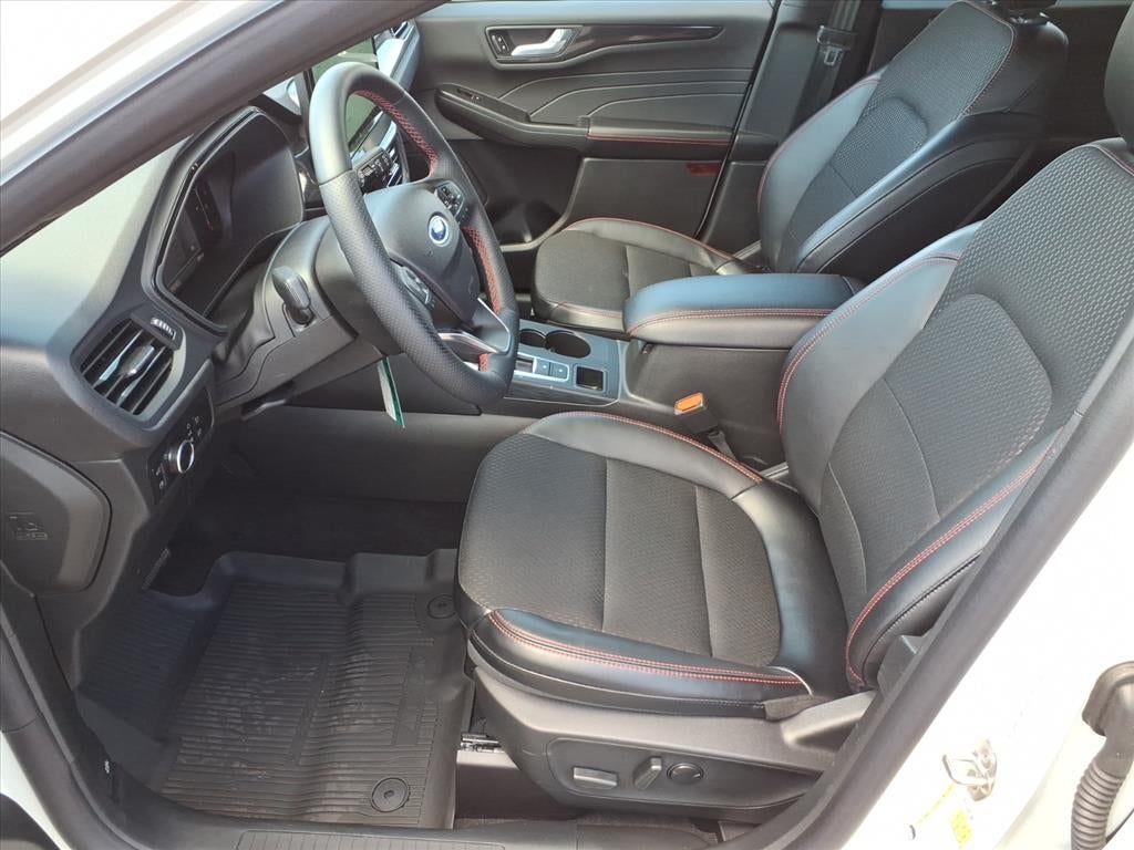 2025 Ford Escape Hybrid ST-Line - Photo 5
