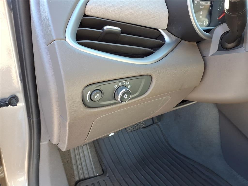 2022 Chevrolet Malibu LS 1LS