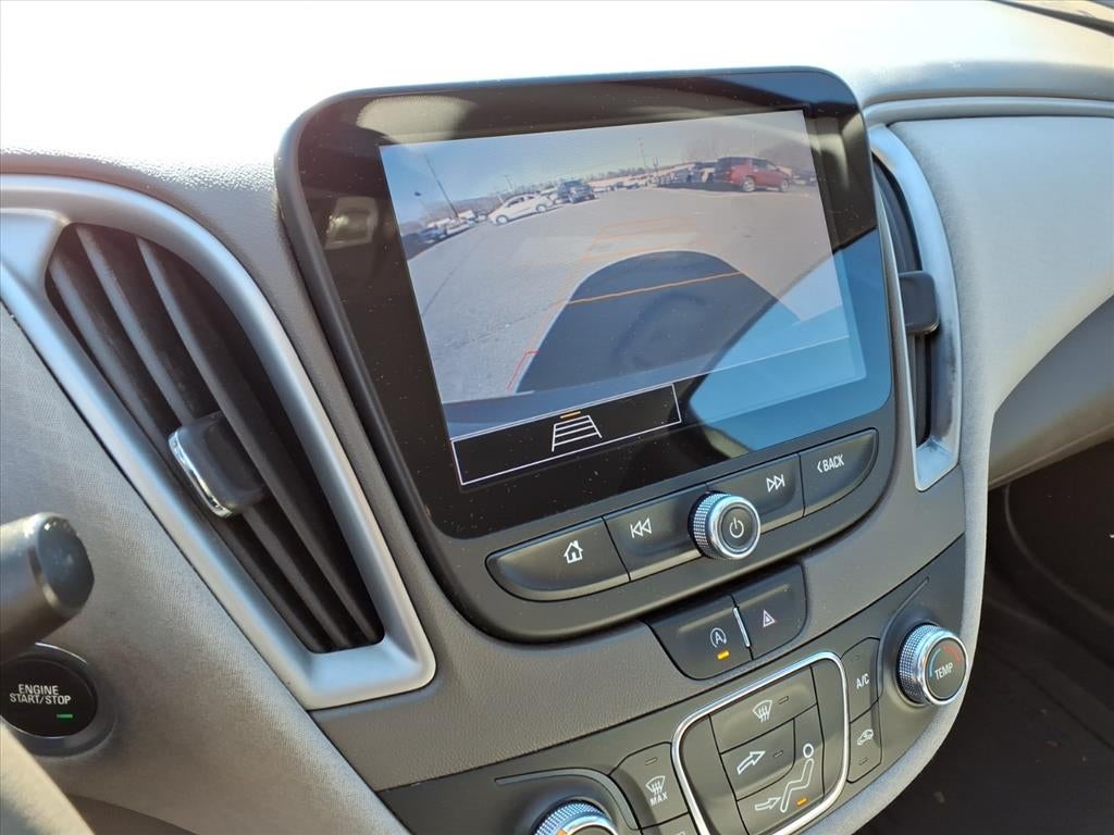 2022 Chevrolet Malibu LS 1LS