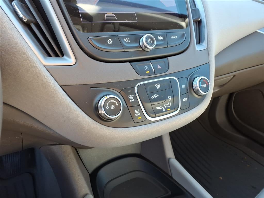 2022 Chevrolet Malibu LS 1LS