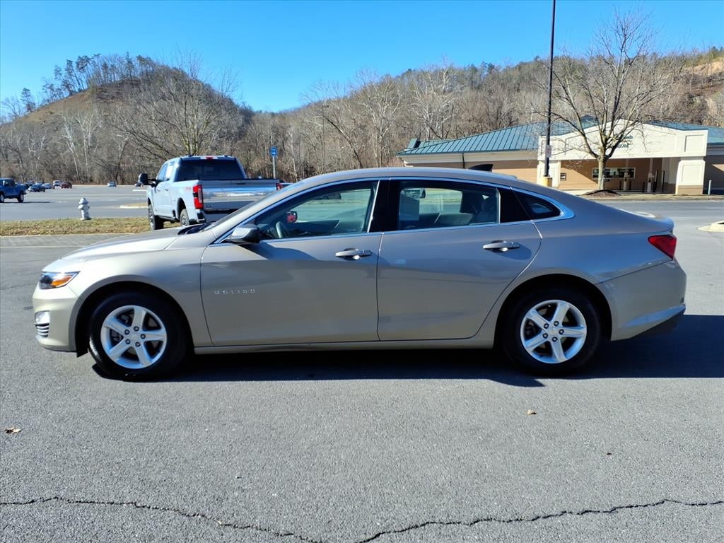 2022 Chevrolet Malibu LS 1LS
