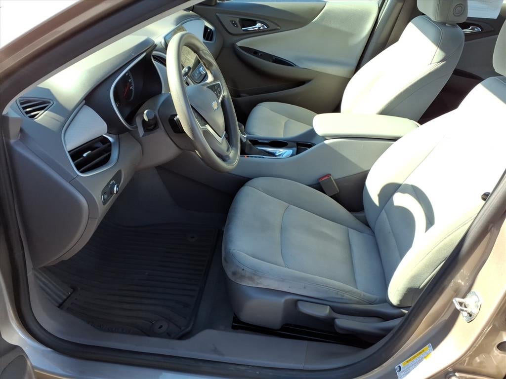 2022 Chevrolet Malibu LS 1LS