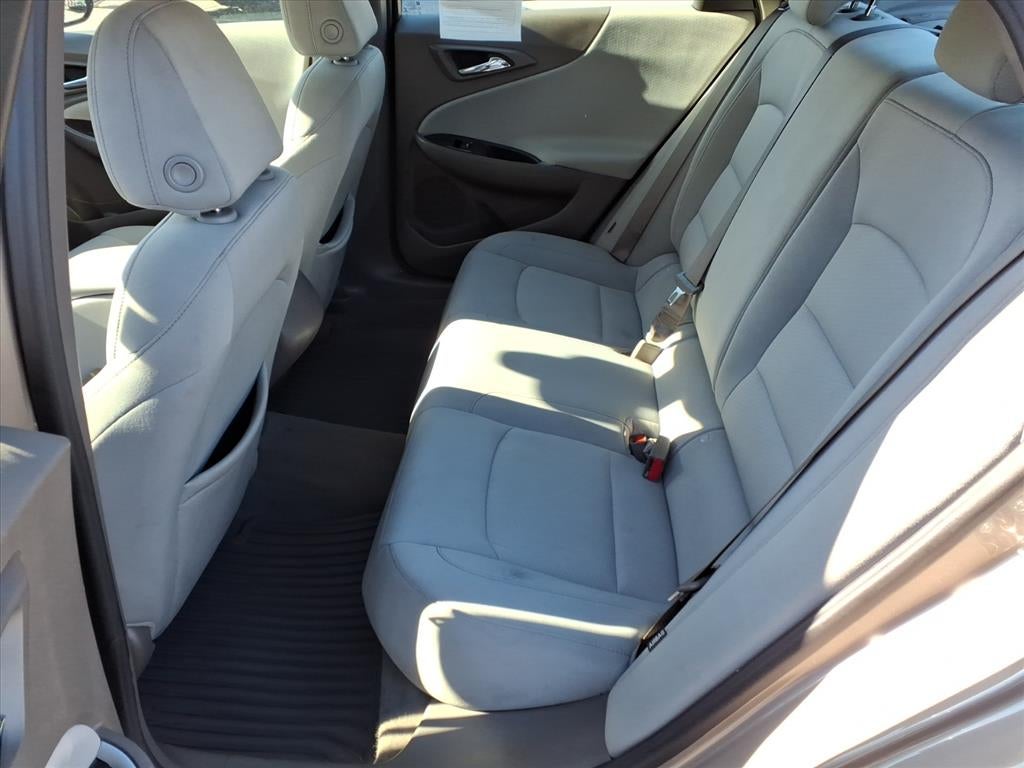 2022 Chevrolet Malibu LS 1LS