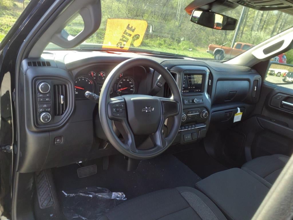 2024 Chevrolet Silverado 1500 Base