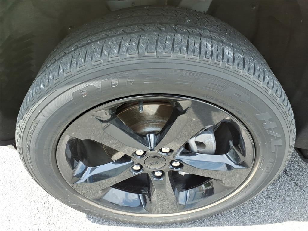 2023 Jeep Grand Cherokee Laredo
