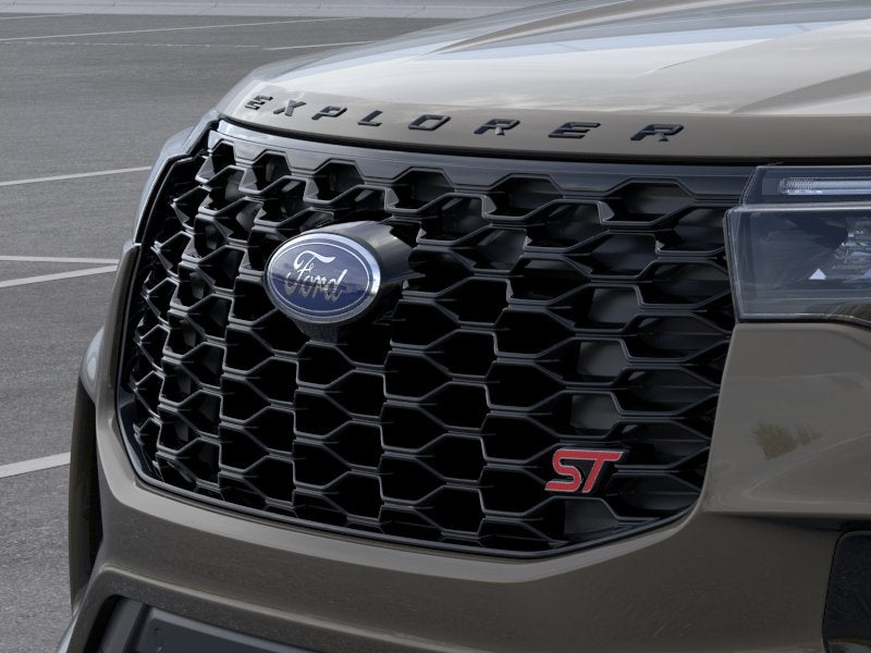 2026 Ford Explorer ST - Photo 17