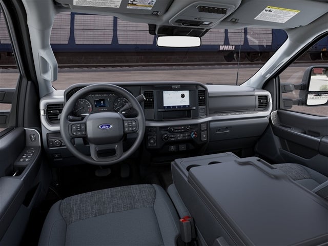 2027 Ford F-250 Super Duty XLT