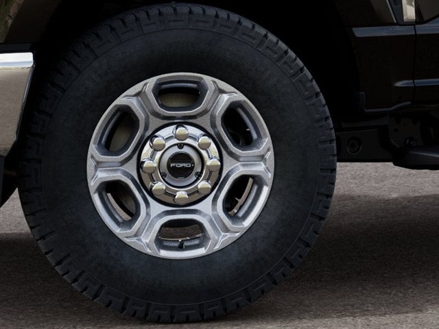 2027 Ford F-250 Super Duty XLT