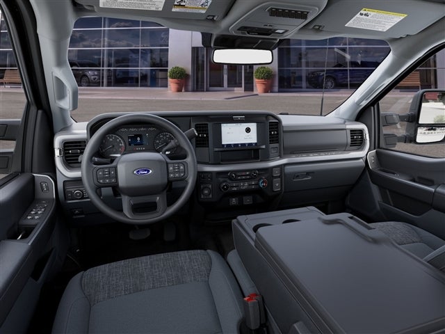 2027 Ford F-250 Super Duty XLT