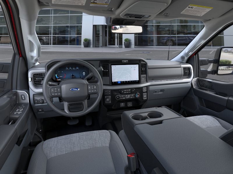 2026 Ford Super Duty F-350® XLT