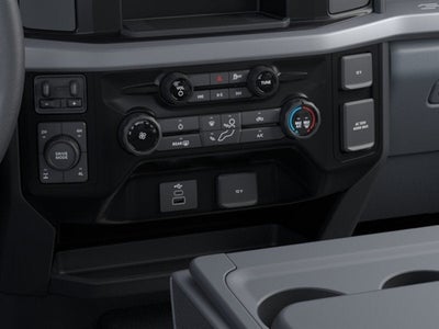 2026 Ford F-350 Super Duty XLT