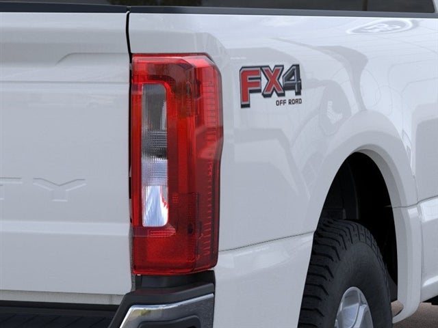 2026 Ford F-350 Super Duty XLT