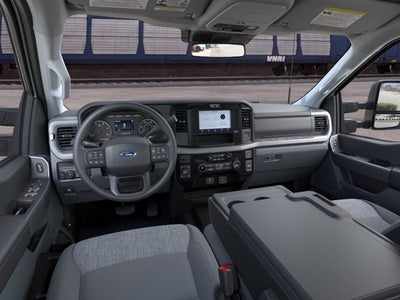 2026 Ford F-350 Super Duty XLT