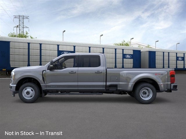 2026 Ford F-350 Super Duty XLT DRW