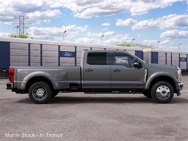 2027 Ford F-450 Super Duty XLT DRW