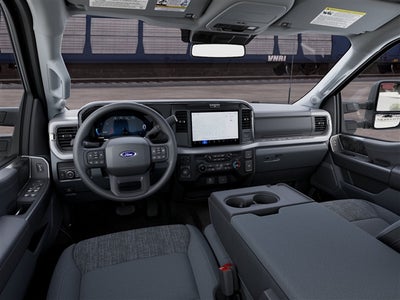 2027 Ford F-450 Super Duty XLT DRW
