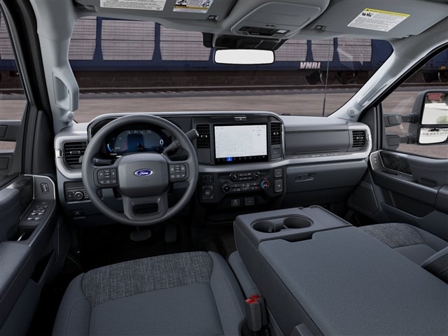 2027 Ford F-450 Super Duty XLT DRW