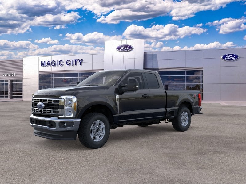 2026 Ford Super Duty F-350® XLT