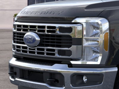 2026 Ford Super Duty F-350® XLT