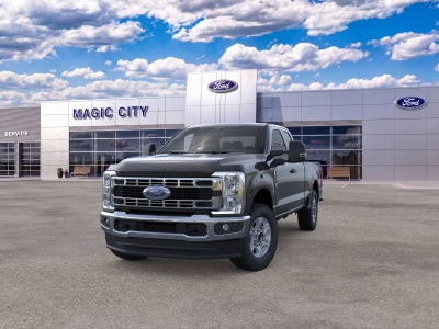 2026 Ford Super Duty F-350® XLT