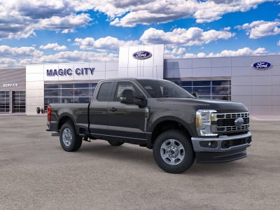 2026 Ford Super Duty F-350® XLT