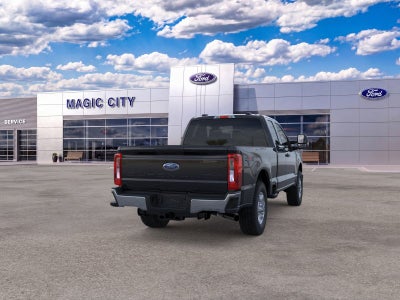 2026 Ford Super Duty F-350® XLT