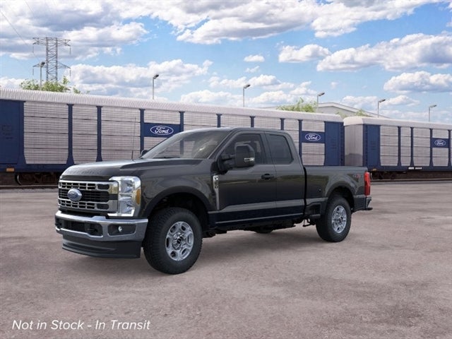2026 Ford Super Duty F-350® XLT