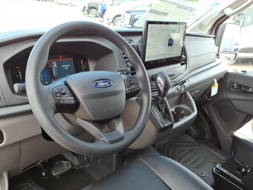 2026 Ford Transit Base