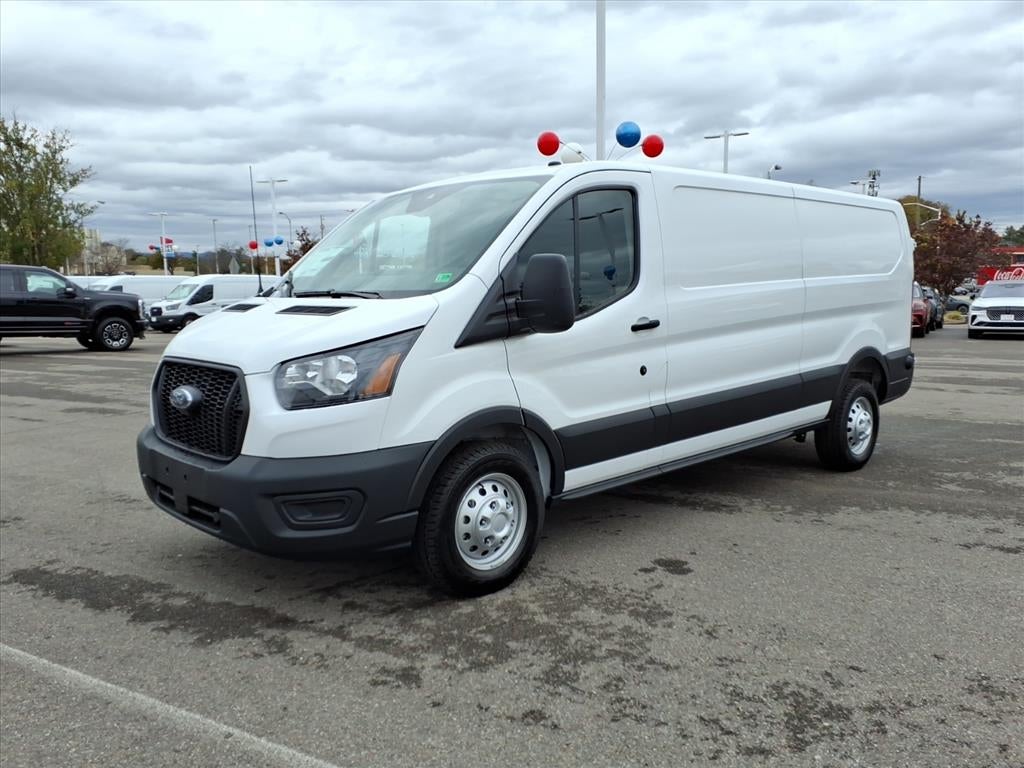 2025 Ford Transit Base