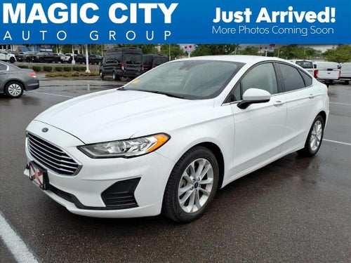 2020 Ford Fusion SE