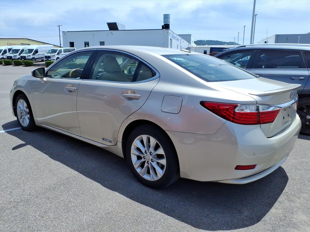 2013 Lexus ES 300h Base