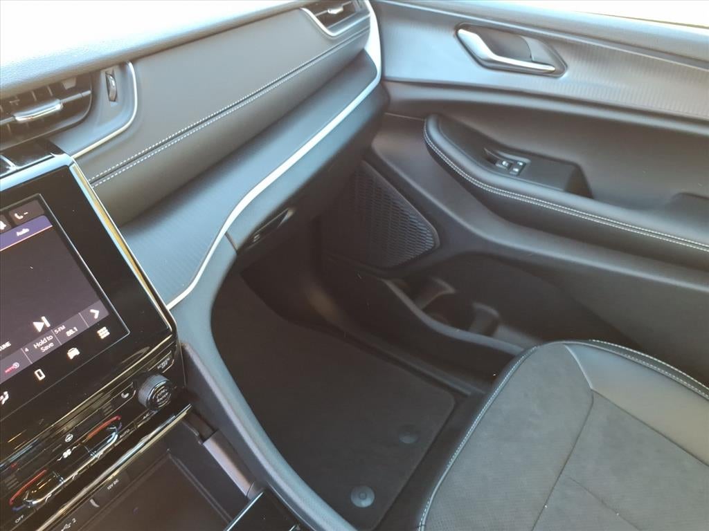 2025 Jeep Grand Cherokee Altitude X 4x4