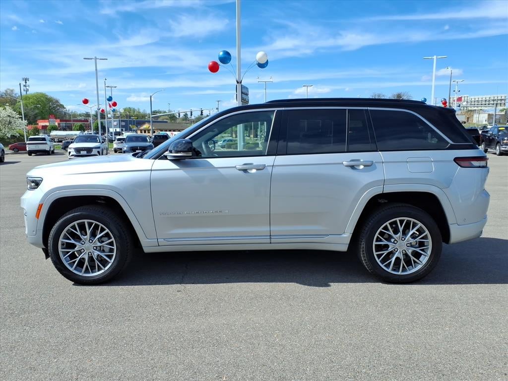 2025 Jeep Grand Cherokee Summit 4x4