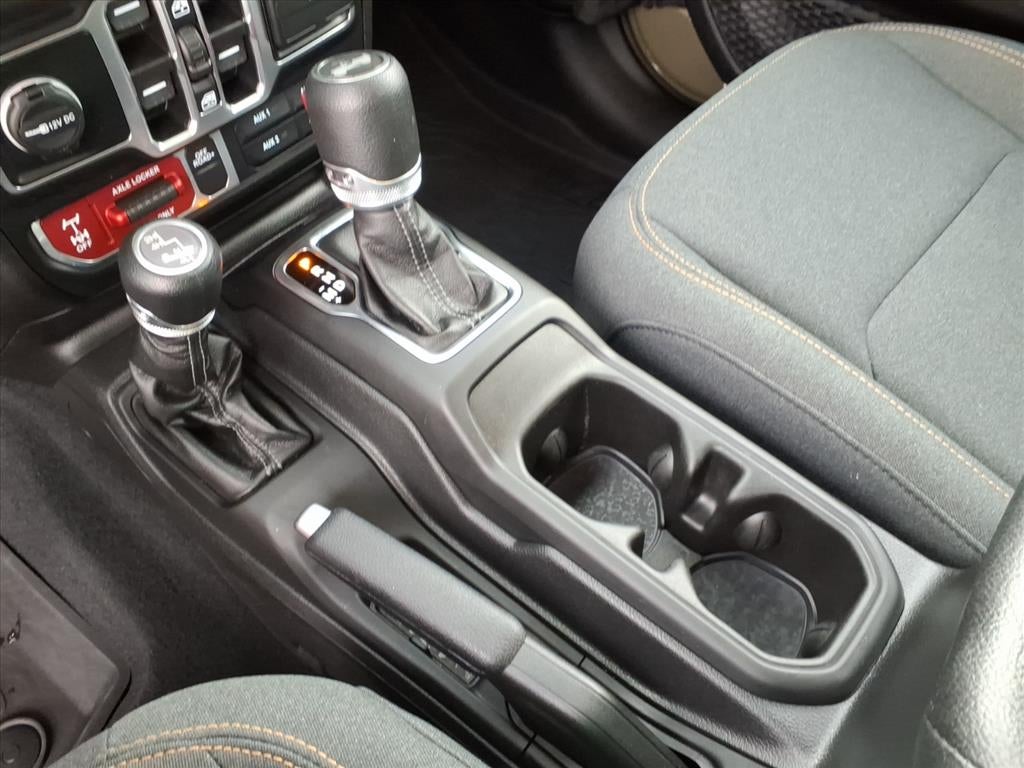 2025 Jeep Wrangler 4-Door Willys 4x4