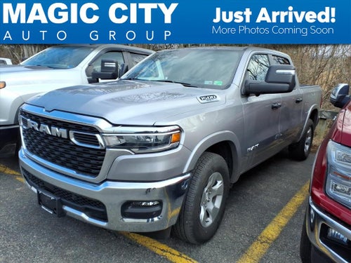 2025 RAM 1500 Big Horn Crew Cab 4x4 5'7' Box