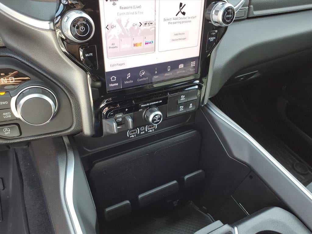 2025 RAM 1500 Big Horn Crew Cab 4x4 5'7' Box