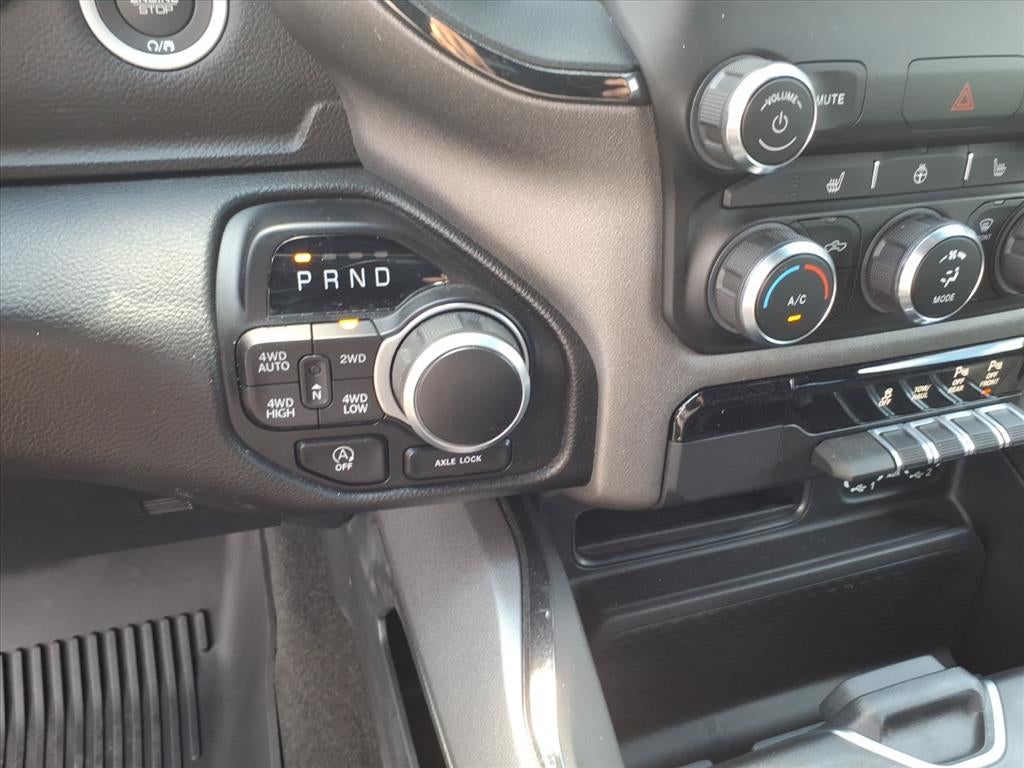 2023 RAM 1500 Big Horn Crew Cab 4x4 5'7' Box