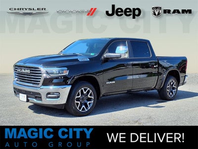 2025 RAM Ram 1500 RAM 1500 LARAMIE CREW CAB 4X4 5'7' BOX