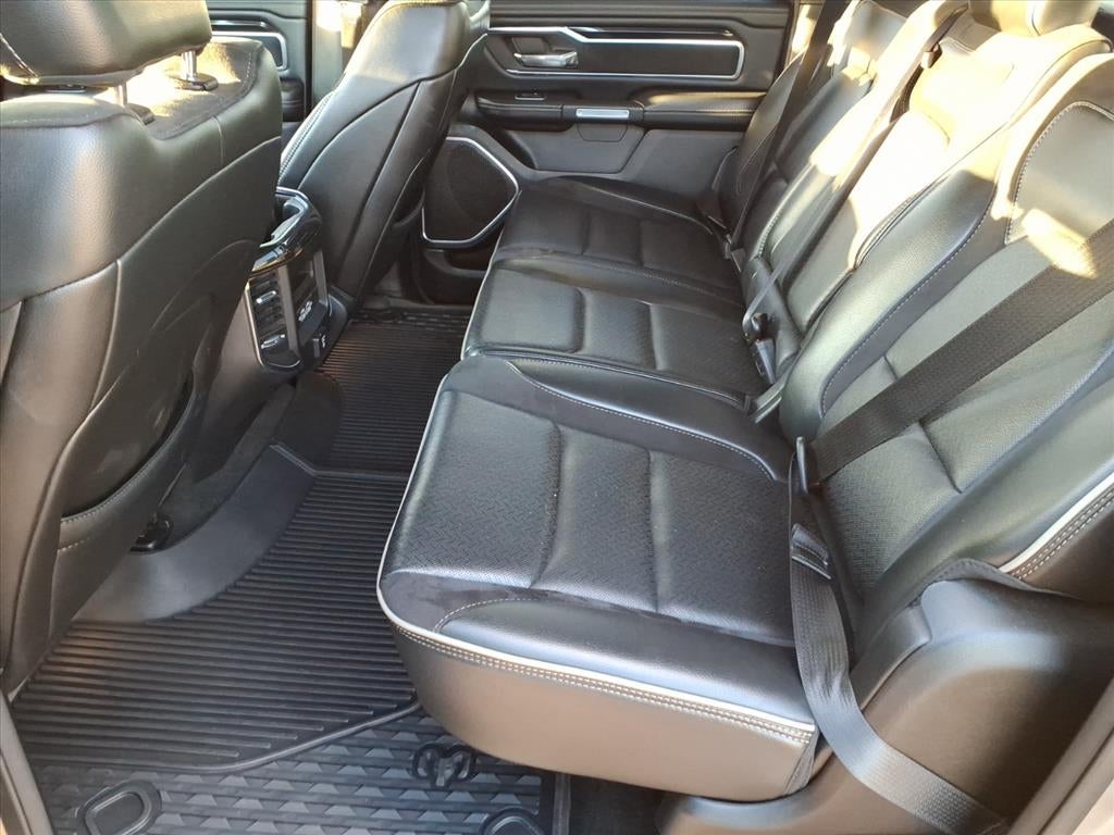 2022 RAM 1500 Laramie Crew Cab 4x4 5'7' Box