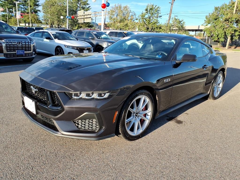 2024 Ford Mustang GT Premium Fastback