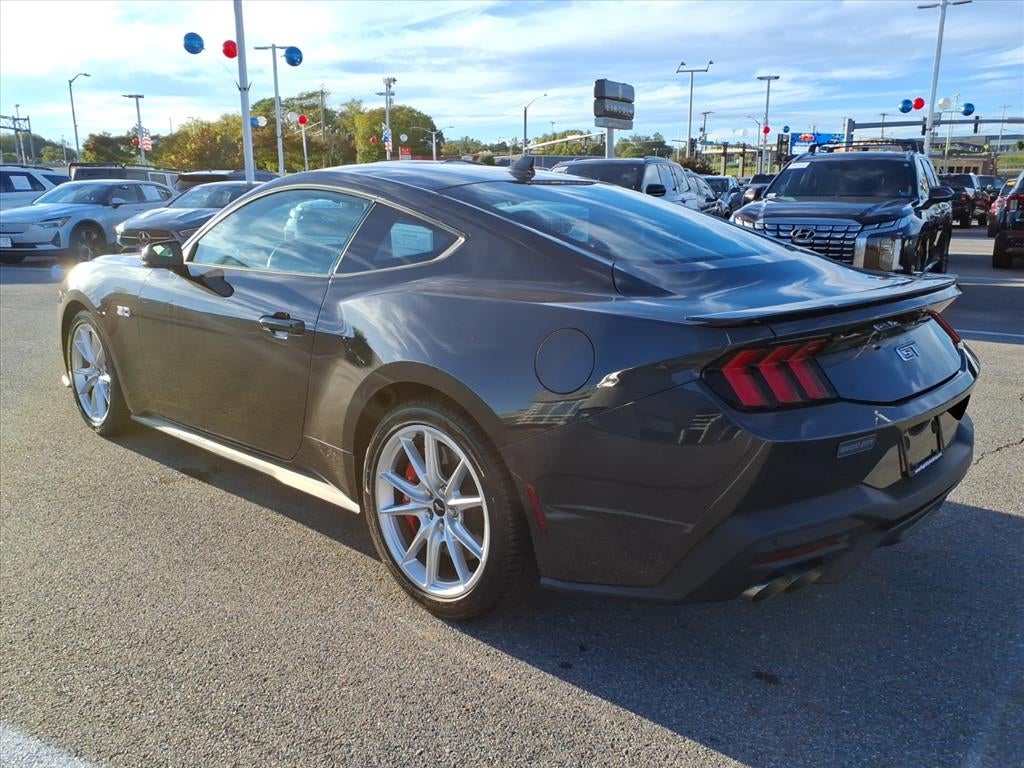 2024 Ford Mustang GT Premium Fastback