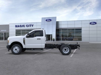 2025 Ford Chassis Cab F-350® XL