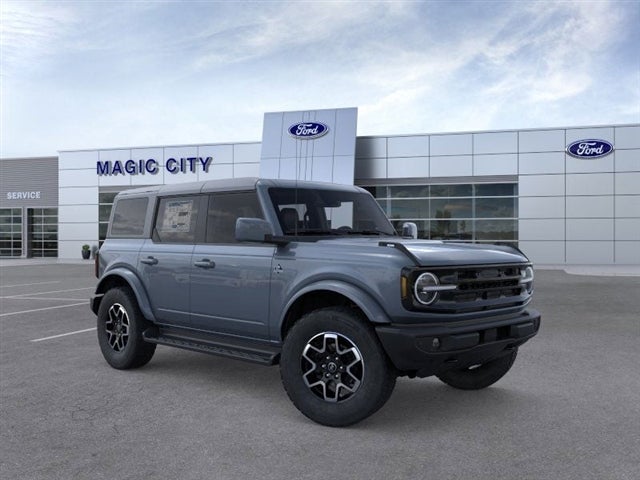 2025 Ford Bronco Outer Banks®