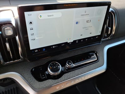 2025 Ford Expedition Tremor