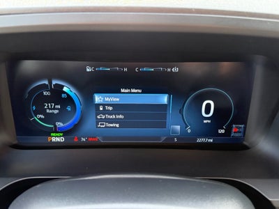 2025 Ford F-150 Lightning Flash